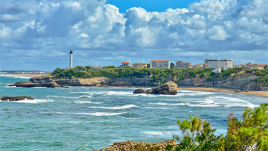 photo du phare de Biarritz depuis Bidart